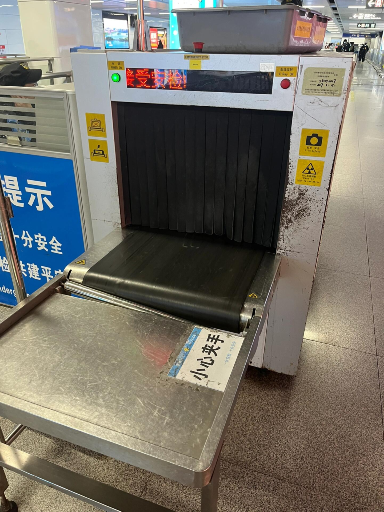 How to ride the subway in China