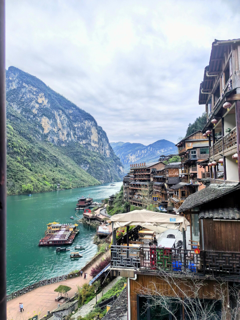 Chongqing Day Trip Trap? The Honest Truth About Pengshui, Chiyou Jiuli City & Wujiang Gallery
