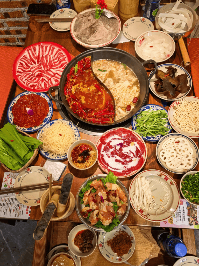 Chongqing Food Guide: 6 Hearty One-Dish Meals You Can’t Miss (Real Talk From a Traveler Who’s Been There)