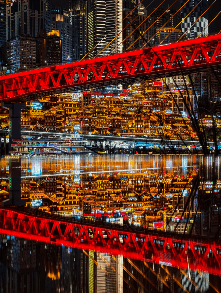 Chongqing One-Day Itinerary:From Ancient Stilt Houses to a Train Inside an Apartment